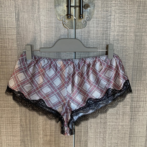 Victoria’s Secret Satin Pajama Set - Picture 3 of 7